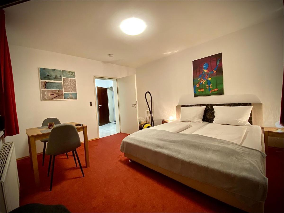 Bed & Rooms, Woergl Exterior foto