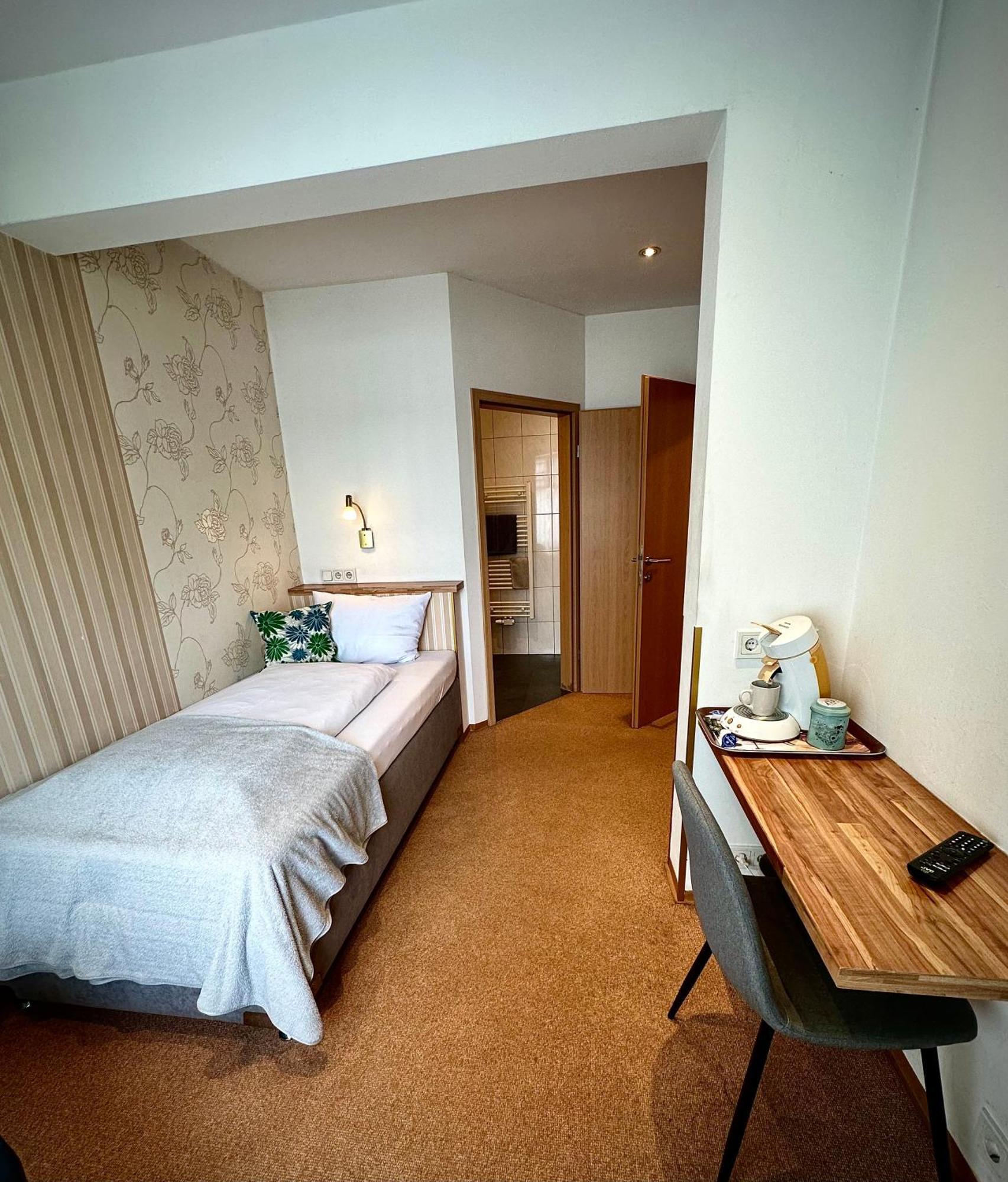 Bed & Rooms, Woergl Exterior foto